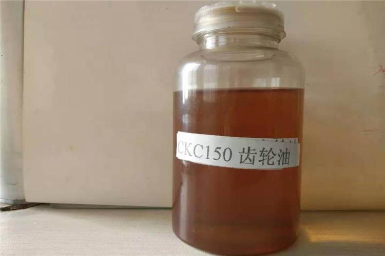 工業(yè)齒輪油在使用過程中混入水分，如果油品不具備將混入油中的水迅速分離或者分離能力較差，就有可能使油品乳化